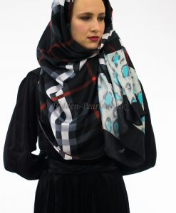 Burberry Hijab Black 2