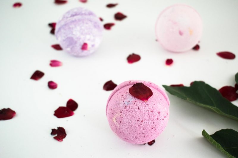 Candle & Bath Bomb Gift Set » Hidden Pearls
