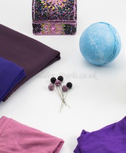 Trendy Hijabi Gift Box - Hidden Pearls