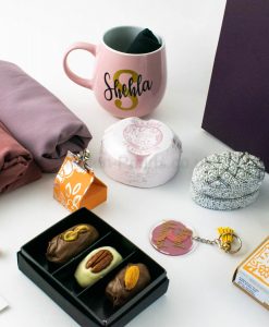 Women's Personalised Deluxe Eid Gift Box3